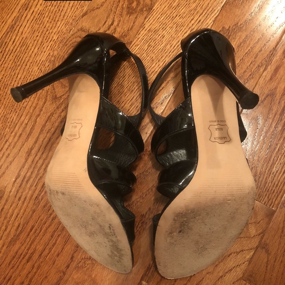 Stuart Weitzman Black Patent Leather Heels 8 - Picture 4 of 7